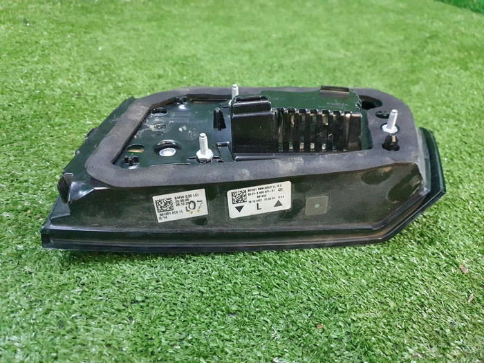 Фонарь левый внутренний BMW 5er G30 (2020-2023)