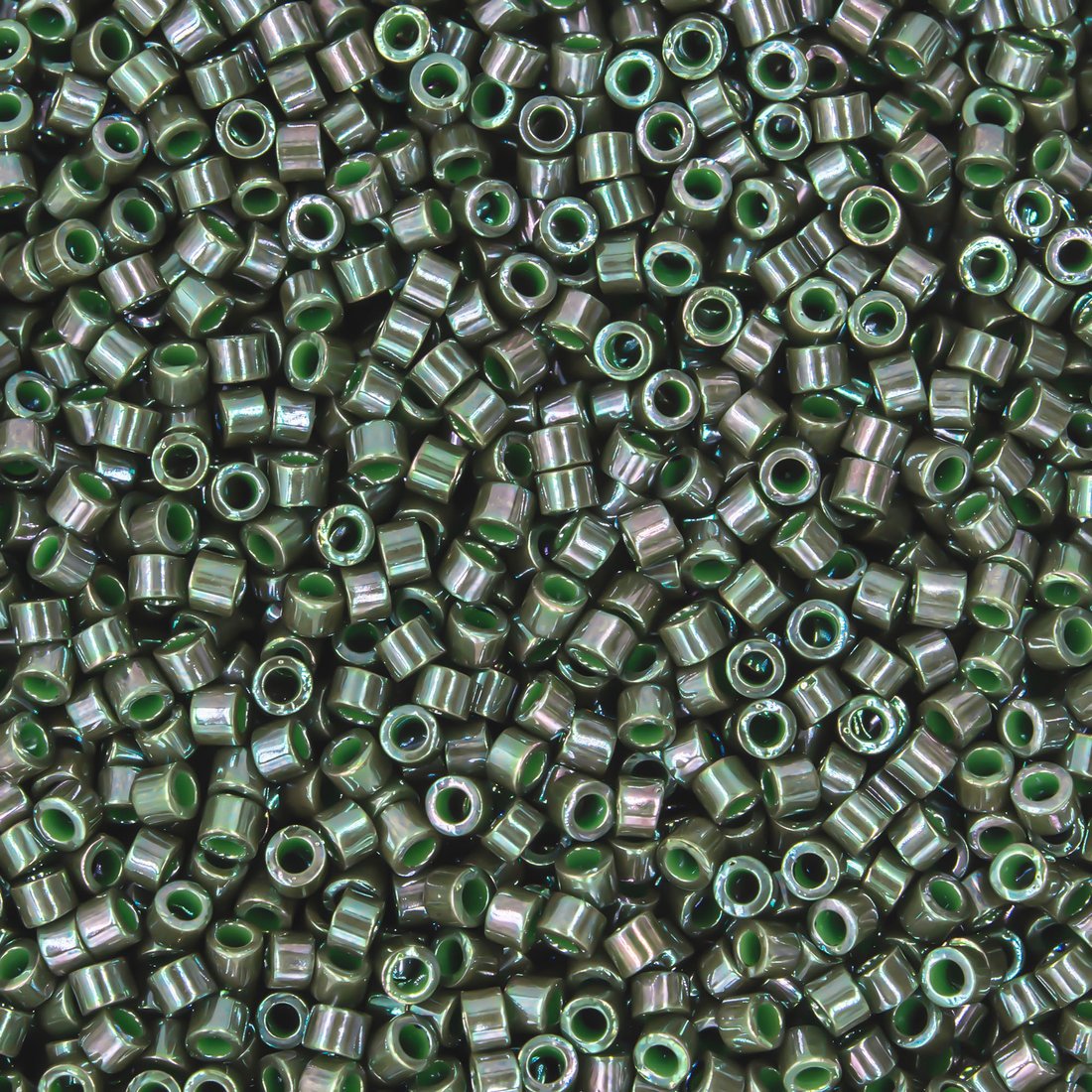 Японский бисер TOHO Treasure (№1628), непрозрачный глянцевый