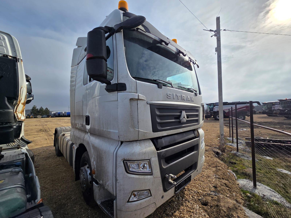 SITRAK C7H 4x2 Седельный тягач ZZ4186V361HE1B (Дизельный, 12,4 л, 480 л.с., МТ)
