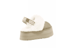 UGG Funkette Suede Platform Sand