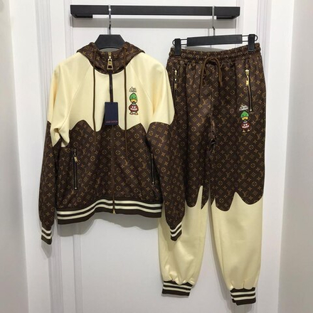 Костюм Gucci