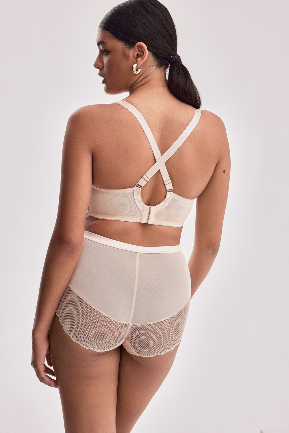 Телесный бюстгальтер-бралетт с мягкими чашками +size Chita (Размер: 85H) (Цвет: телесный)