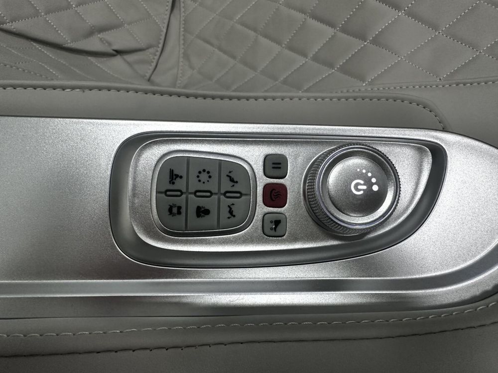 Массажное кресло IREST DT-10