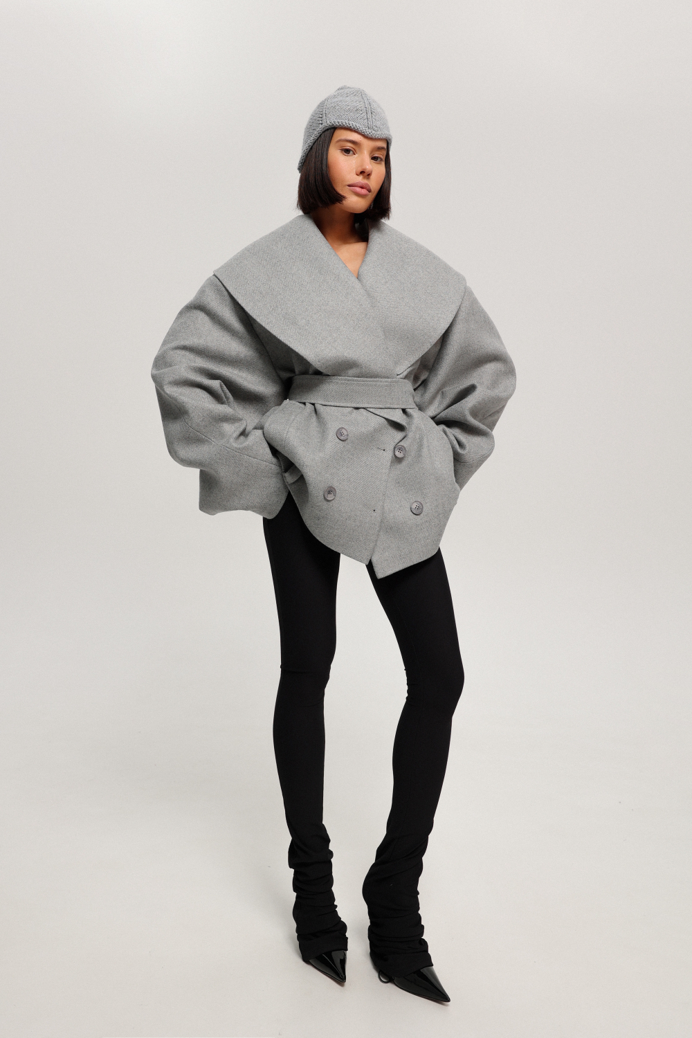 Пальто с округлым воротником