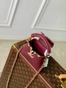 Louis Vuitton Capucines Nano