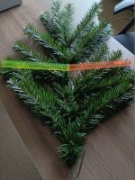 Ветка на крючке - хвоя пленка пвх