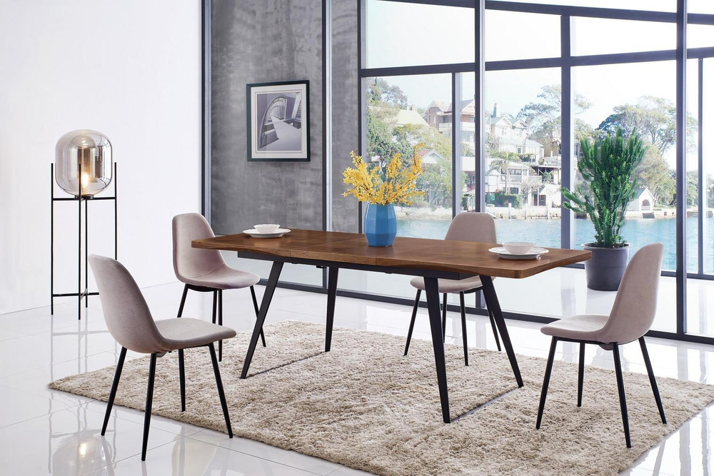 Стул DC350 бежевый/черный