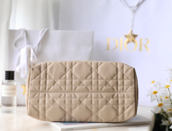 Christian Dior Medium Toujours Bag 28 cm