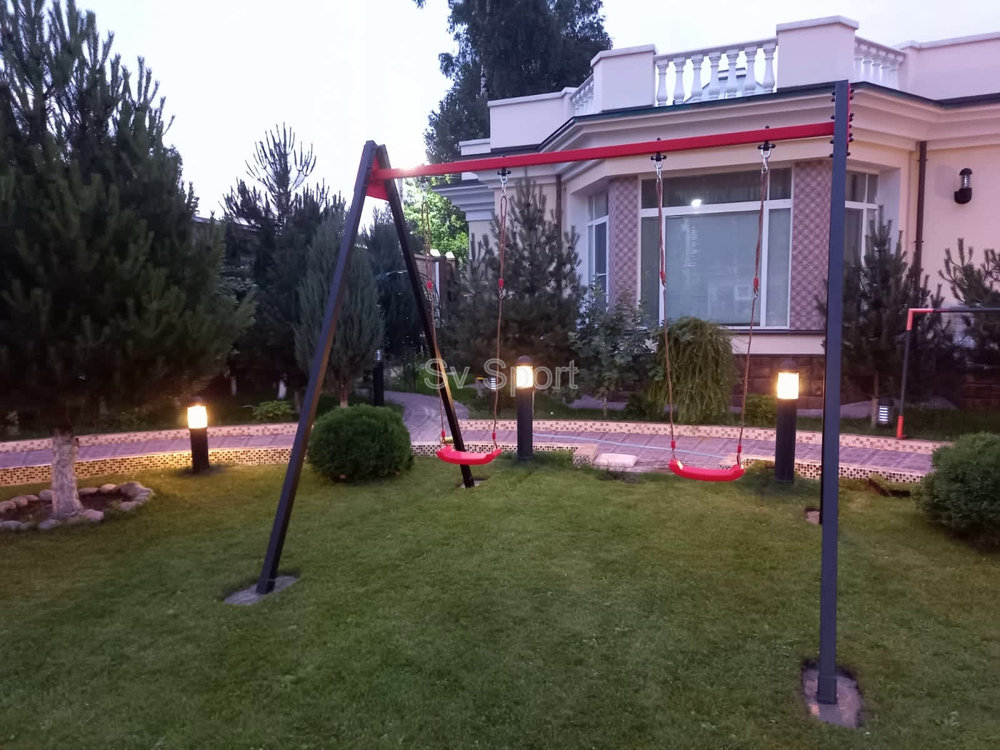 Монтаж уличных качелей Sv Sport