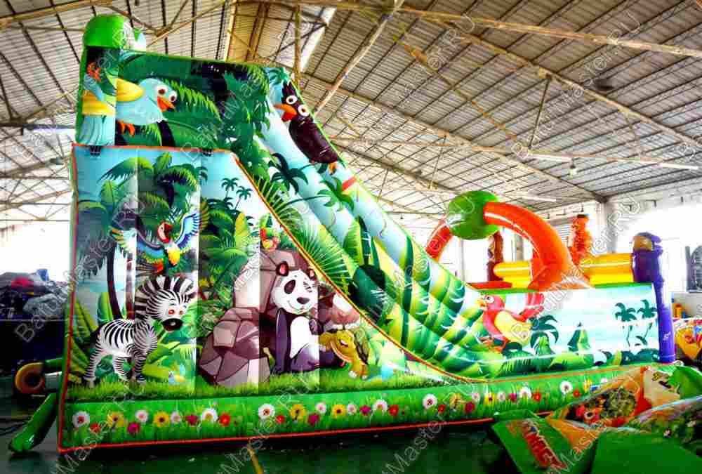 Коммерческий надувной батут "Непроходимые джунгли" 7.5*5*6 м