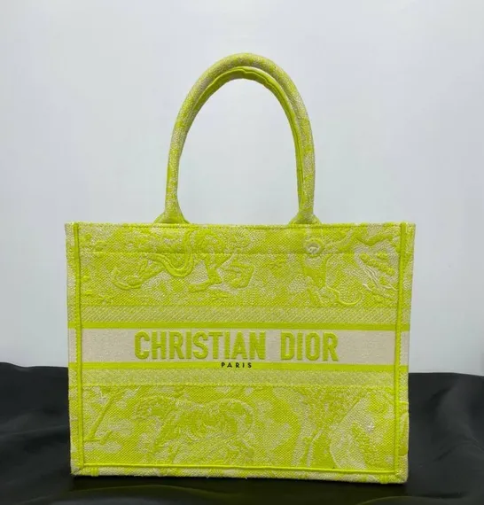 Сумка Dior Book Tote, модель маленького формата салатовый