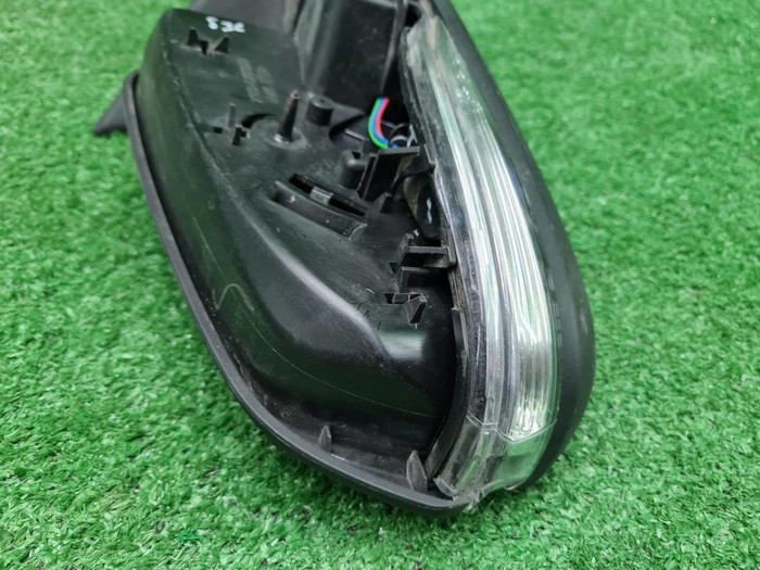 Зеркало правое Lada Vesta (2015-н.в.) 6 контактов