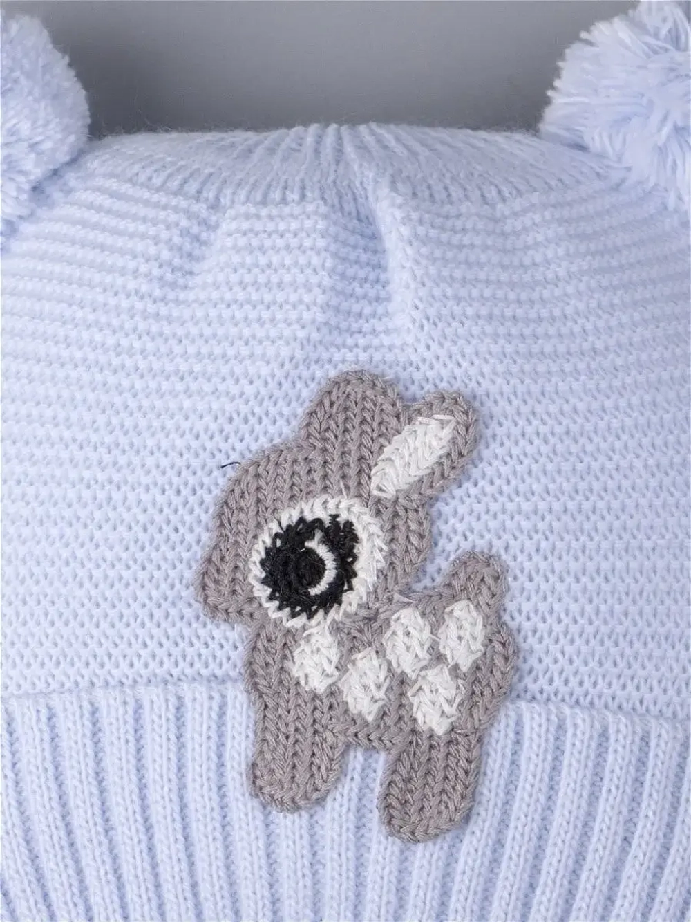 Шапка зимняя детская вязаная на завязках