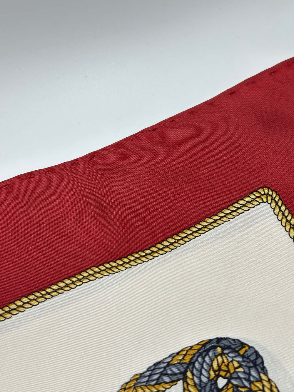 Платок Langchamp (только онлайн)