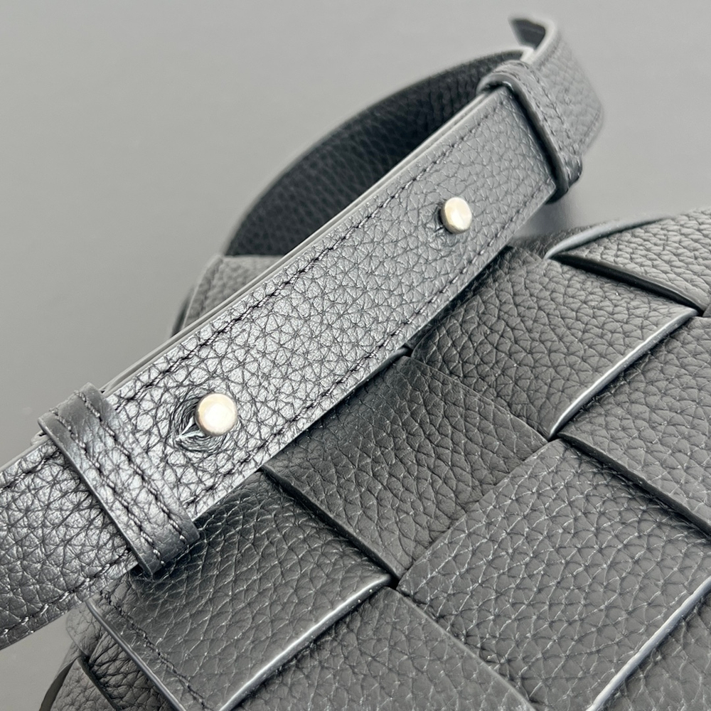 Bottega Veneta Diago 22 cm