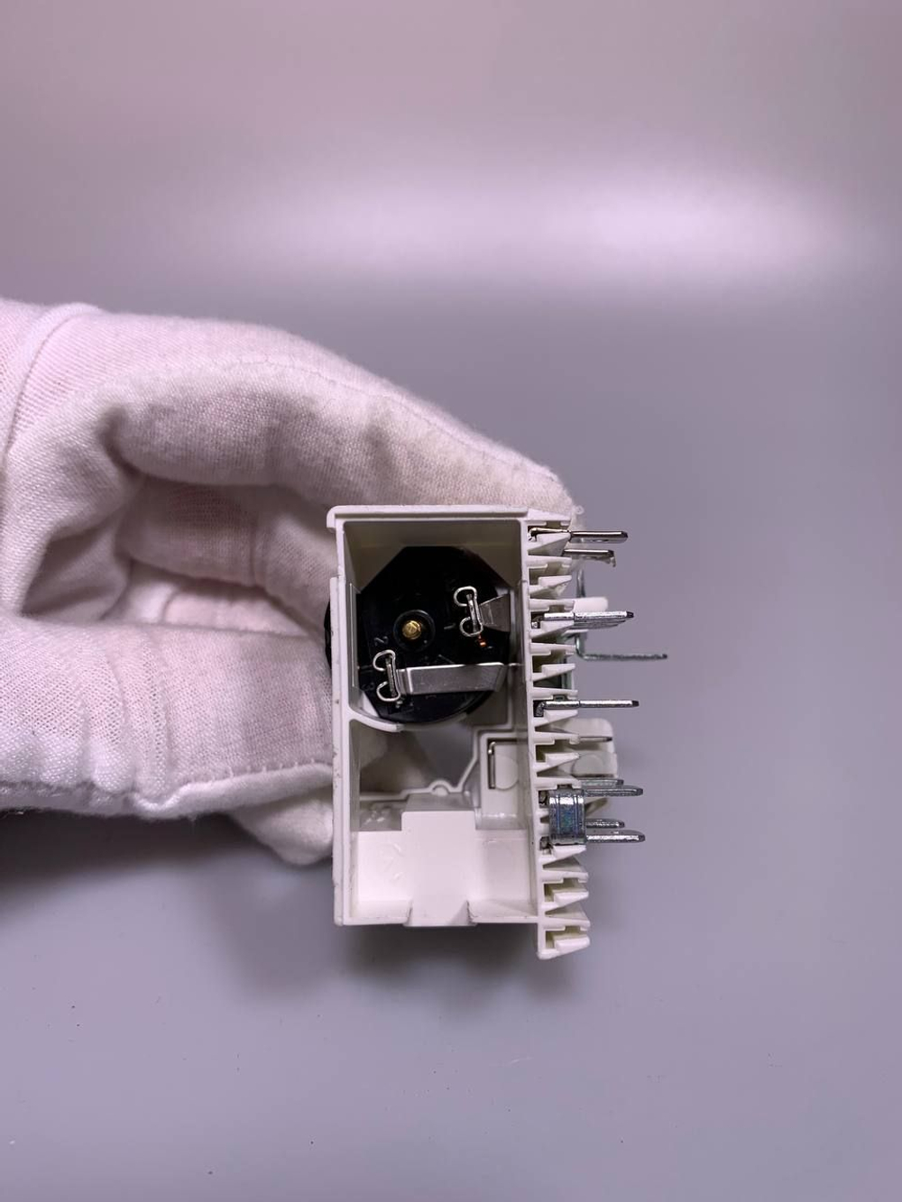 Реле холодильника WHIRLPOOL 481212328001