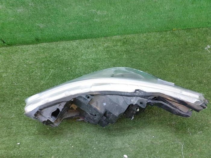 Битая Фара правая Nissan Murano Z52 (14-22) LED