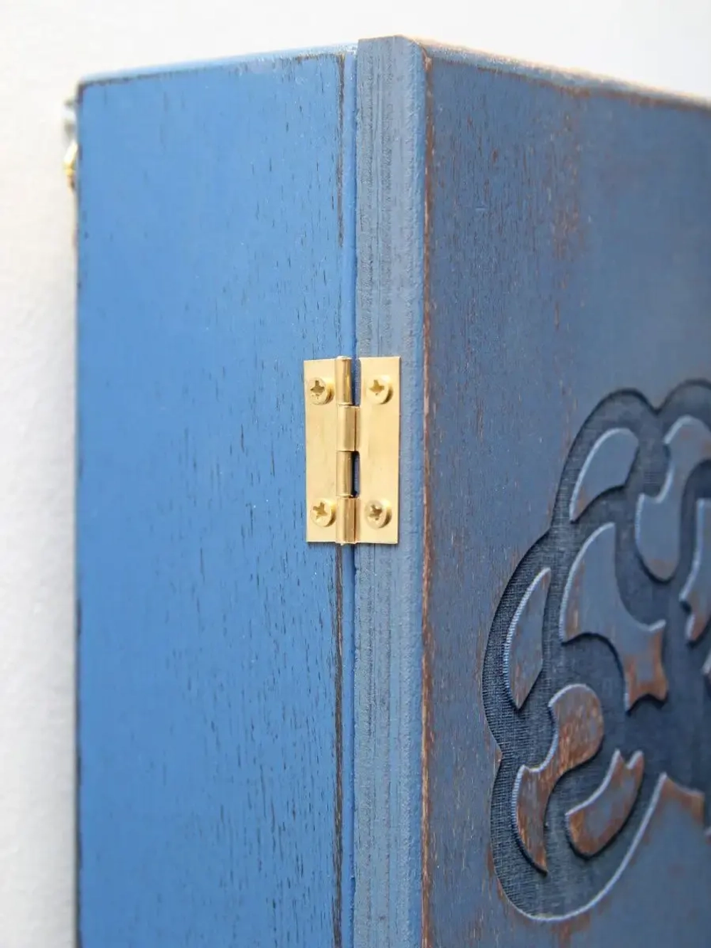 Ключница настенная деревянная 24*34 см