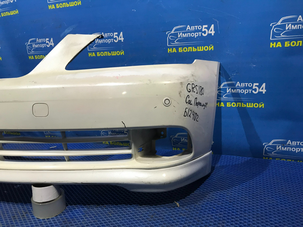 Бампер передний TOYOTA CROWN 2003-2005