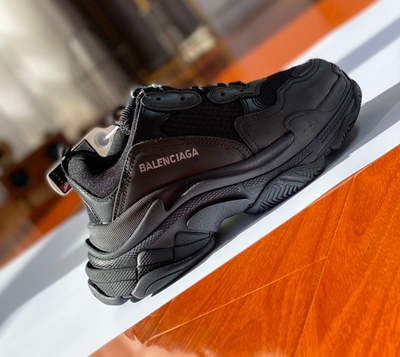 Balenciaga Triple S