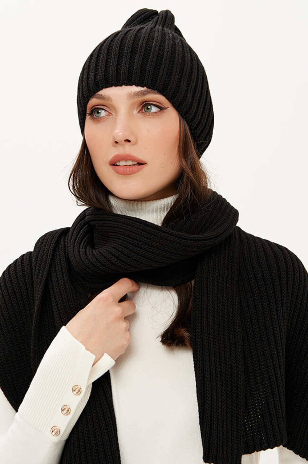 8427 Шапка женская (черный)