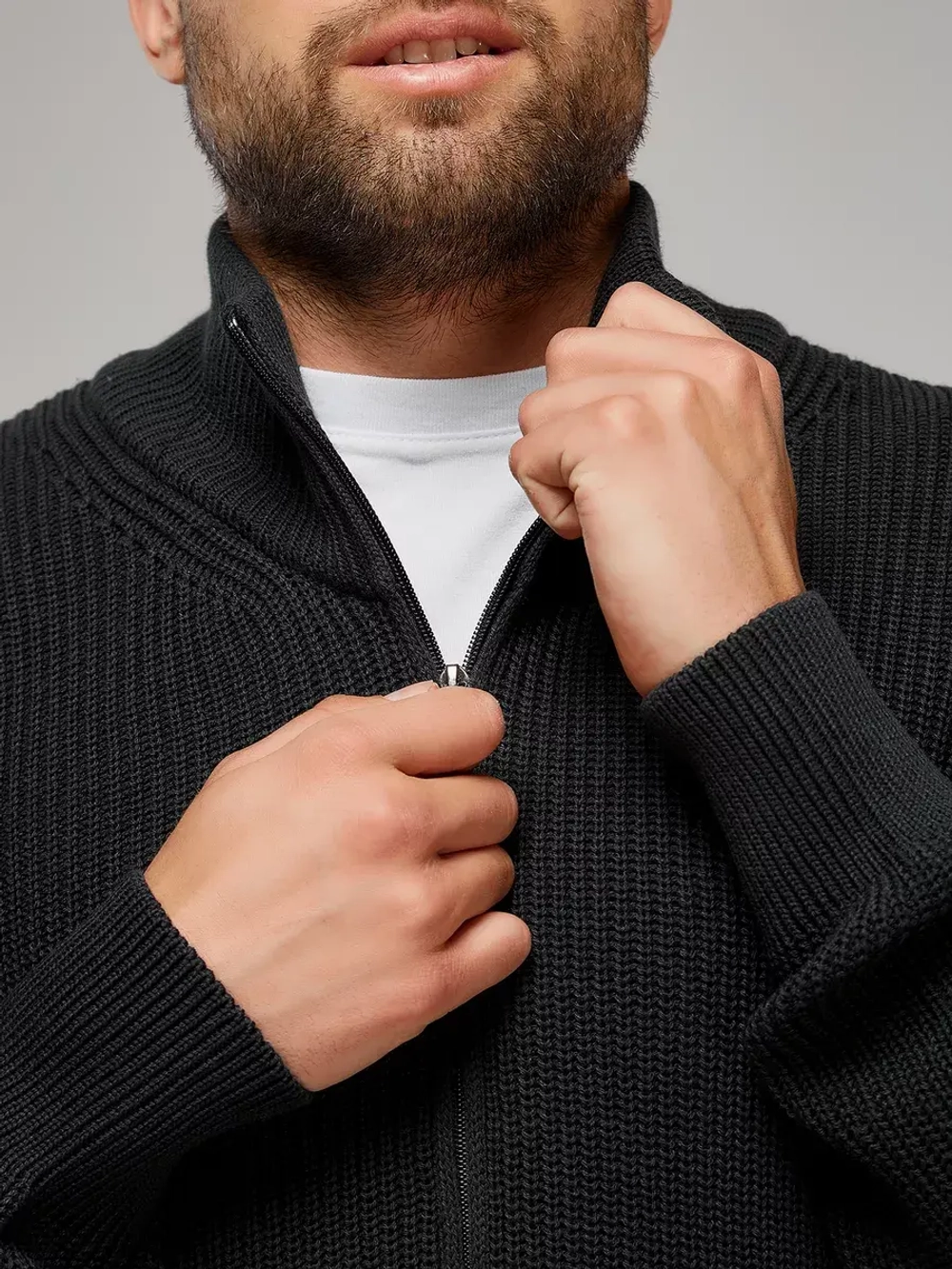 Кардиган с карманами