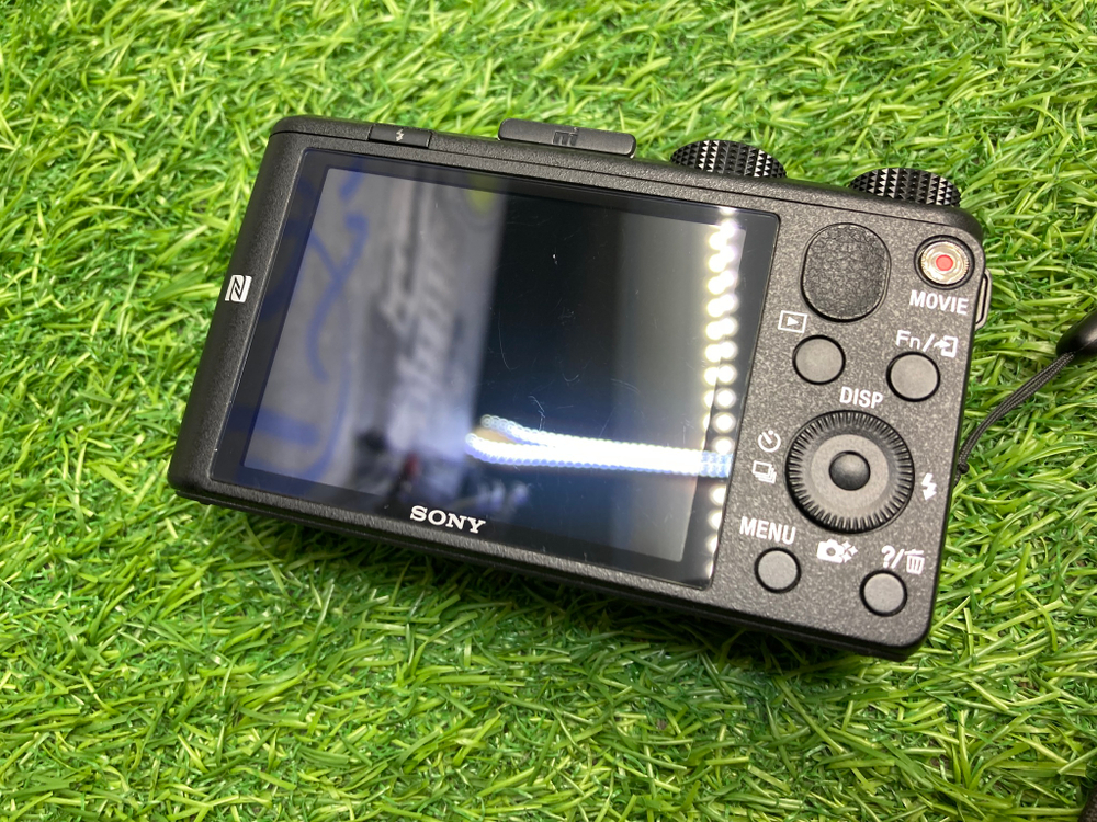 Sony Cyber-shot DSC-HX60