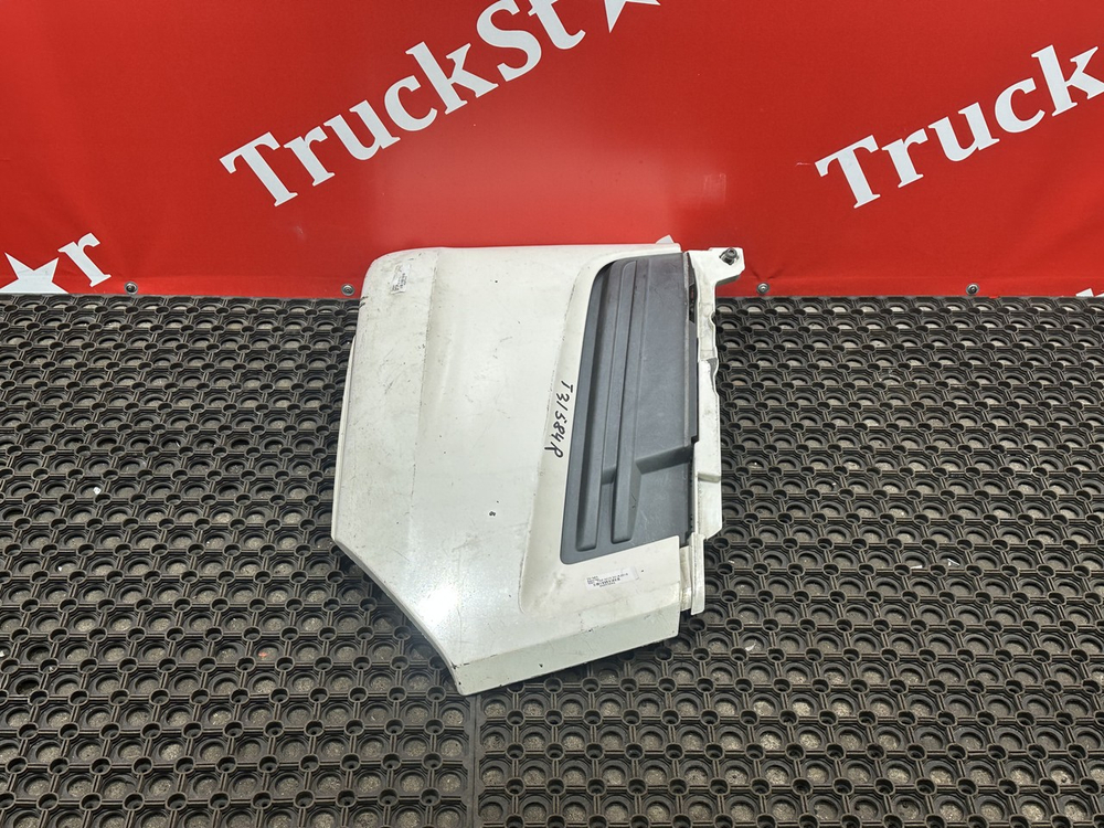 Угол бампера нижний правый