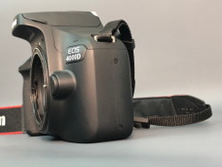 Canon EOS 4000D Kit EF-S 18-55 III 50.000 кадров