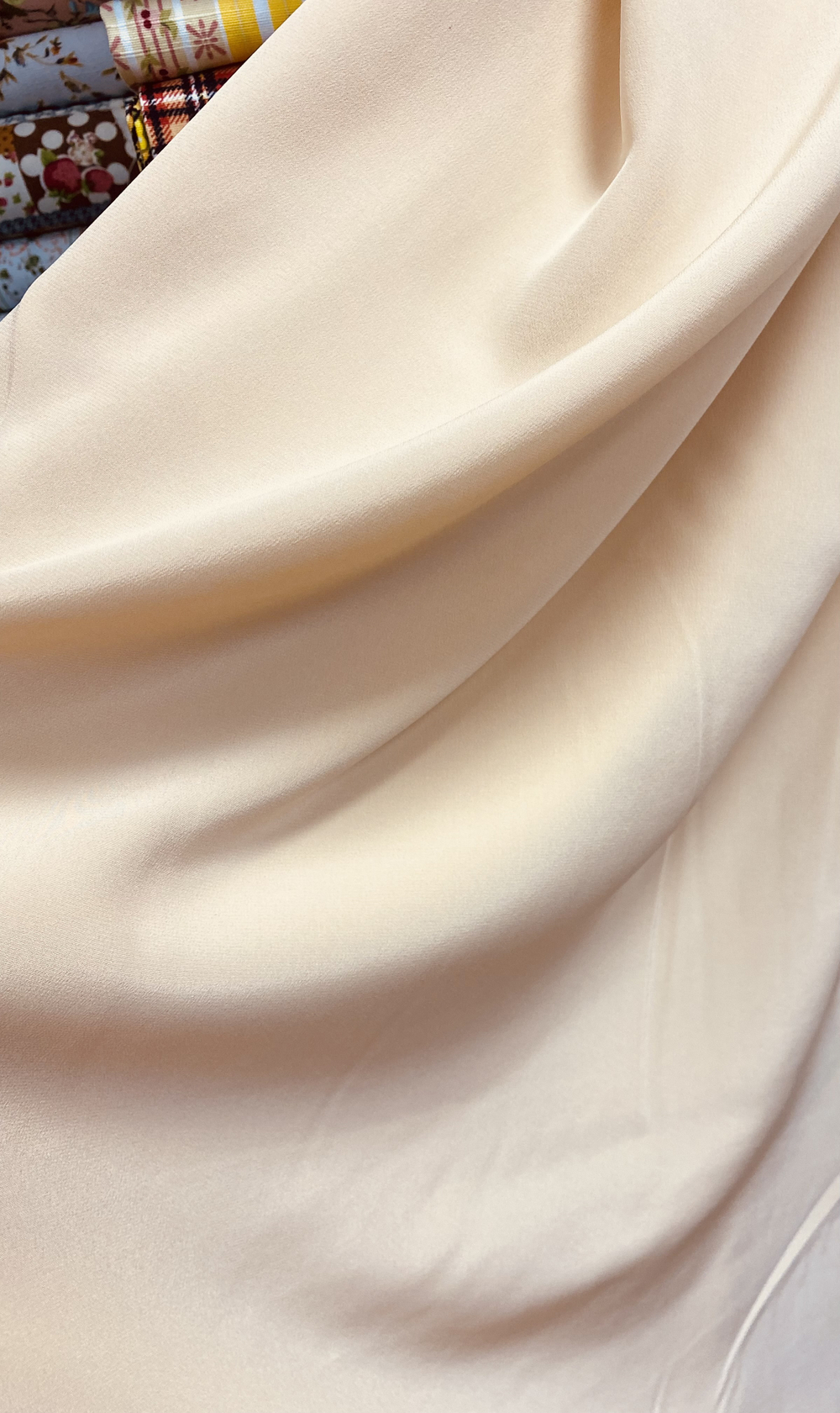 Ткань натуральный шелк 100% (Италия) ш-130см цена за 1,35м