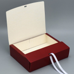 Коробка подарочная «Дорогому учителю», 31 х 24.5 х 8 см