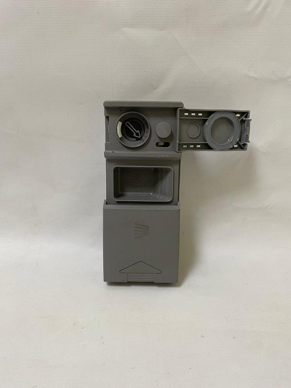 38.2 Дозатор моющего средства ПММ Bosch 9000083064 б/у