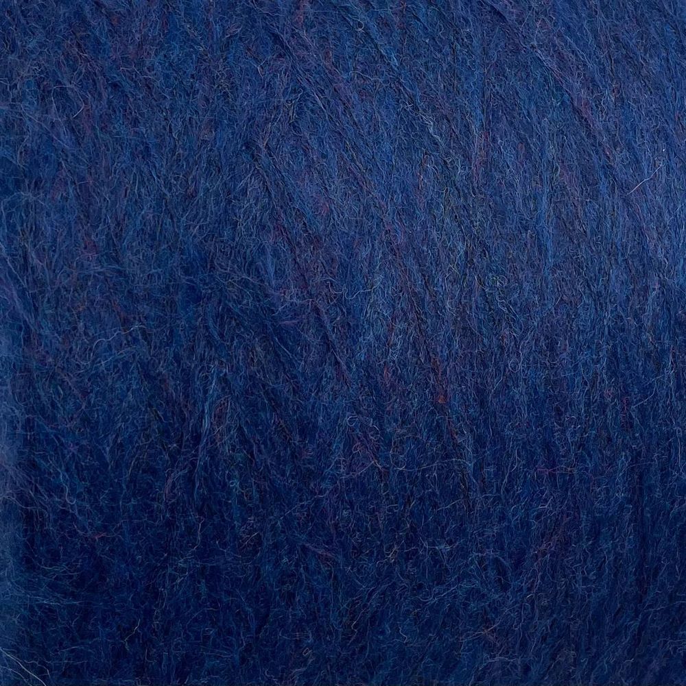 LAGOPOLANE 18% вспушенный меринос 17% полиамид 46% полиакрил 15% нейлон 4% др. волокна