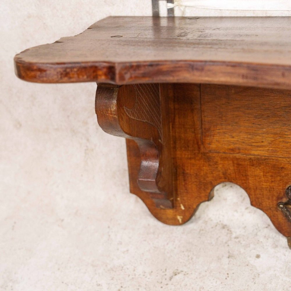 Настенная вешалка с латунными крючками в Классическом стиле