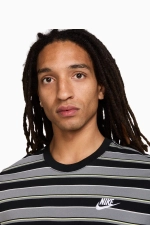 Футболка Nike Sportswear Club