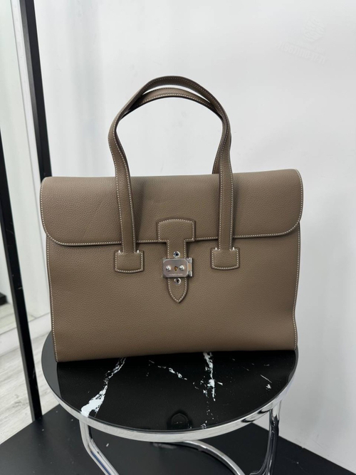 Портфель Hermes