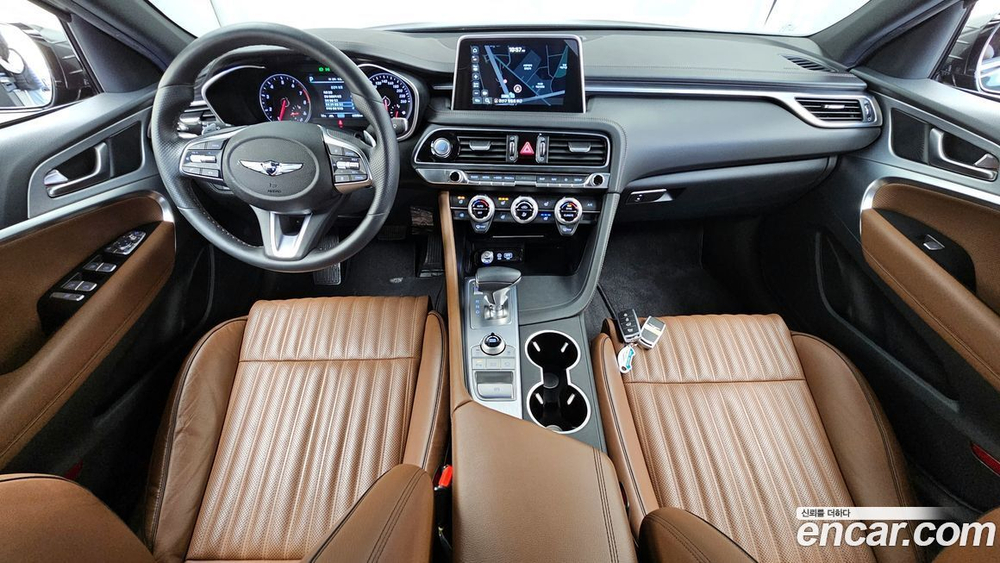 Genesis G70 2.0T AWD (10.2019)