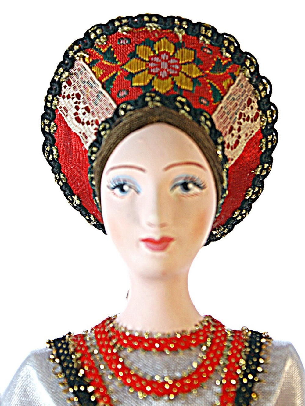 Кукла коллекционная в традиционном девичьем костюме