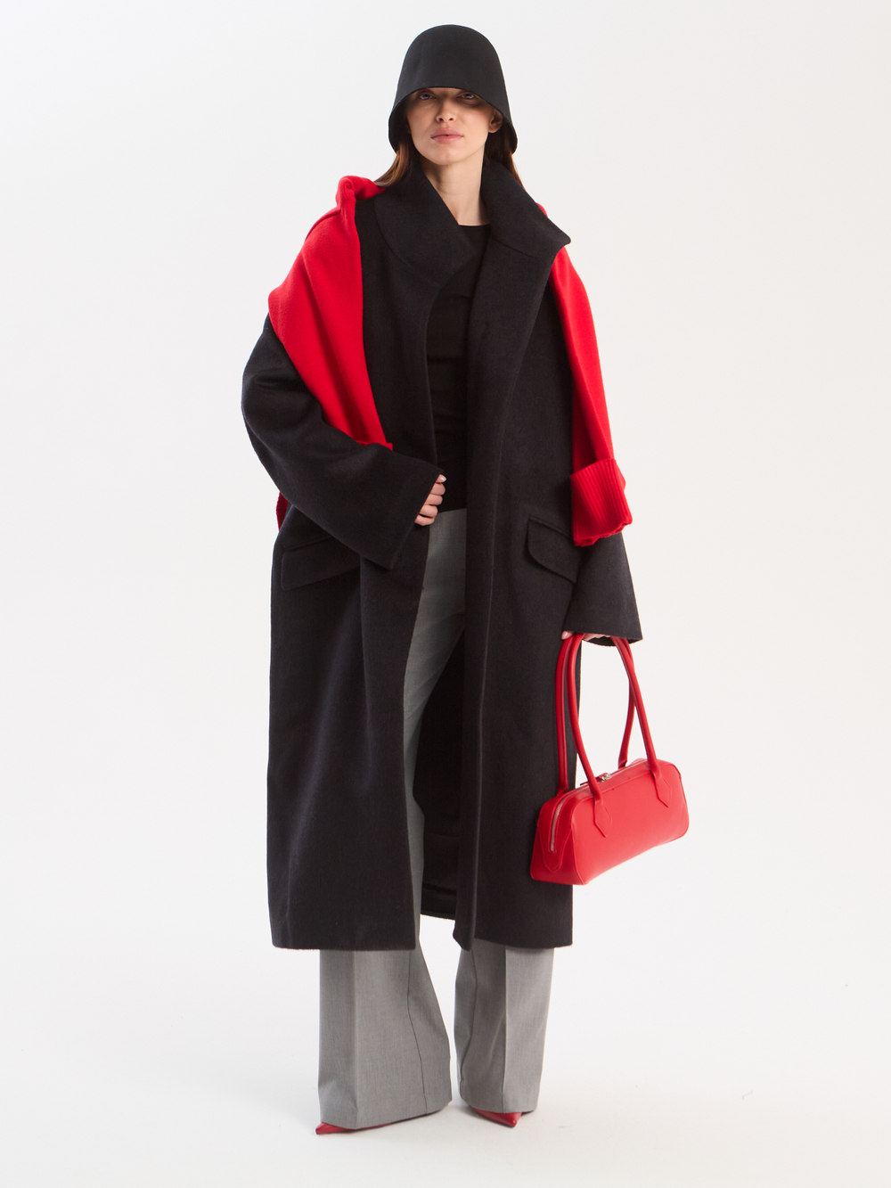 Пальто удлиненное ворсовое черное