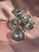 Пуговицы серебряные сердце в стразах