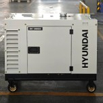 Электростанция дизельная с воздушным охлаждением HYUNDAI DHY 10000SE в кожухе
