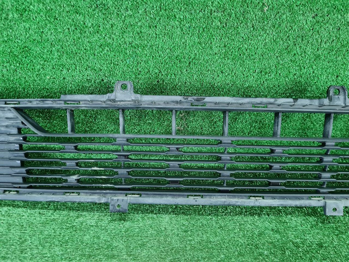 Решетка переднего бампера Kia Cerato 4 (2018-2021)