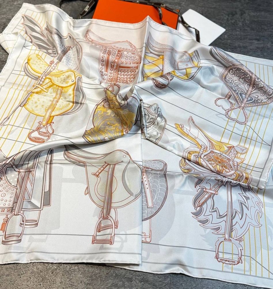 Платок Hermes