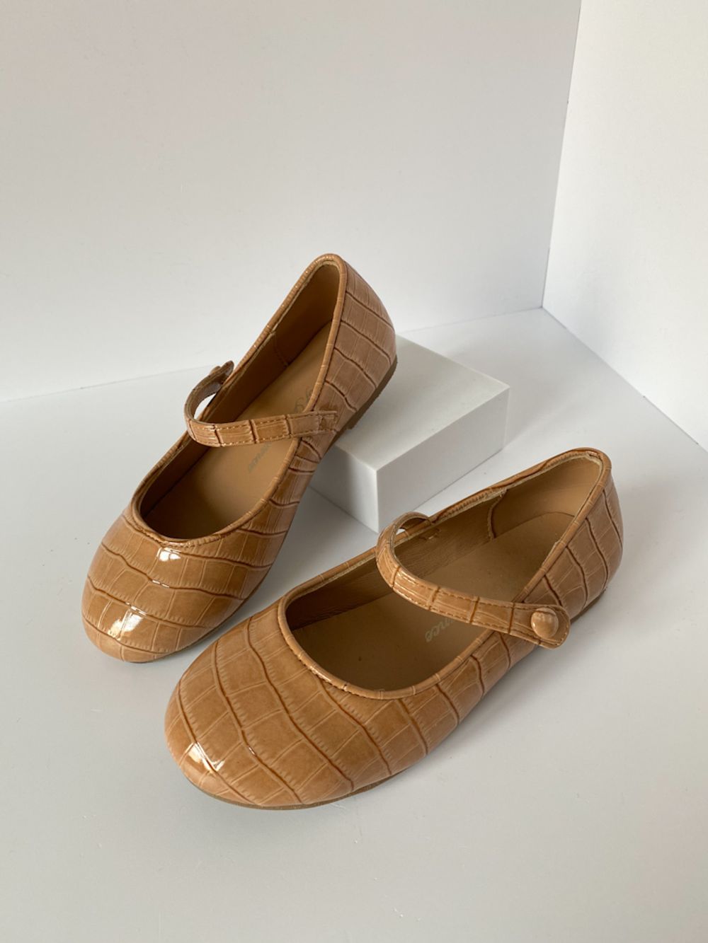 Новые лаковые туфли  Age of Innocence, 31