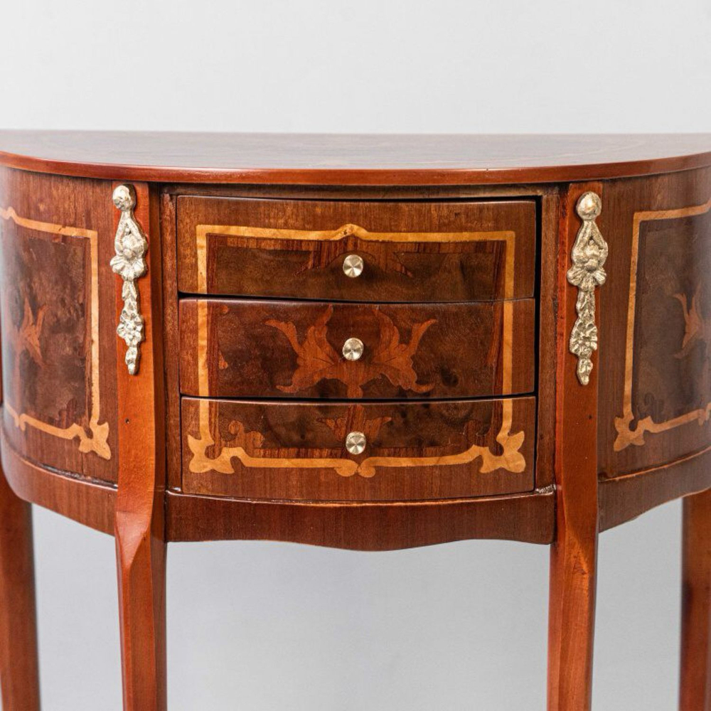 Комод в стиле Людовика XV