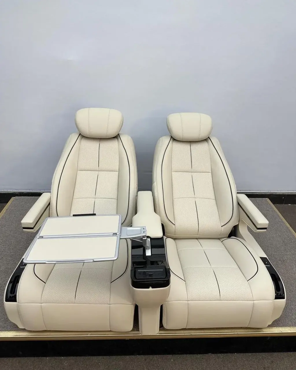 Сиденья капитанские кресла для Mercedes-Benz GLS / GL мерседес ГЛС Капитанские сидение VIP декор