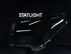 Левое стекло фары Toyota LC200 2012-2015