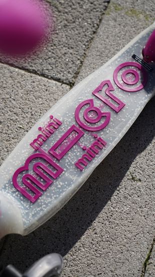 Самокат Mini Micro Deluxe Orion LED складной, розовый