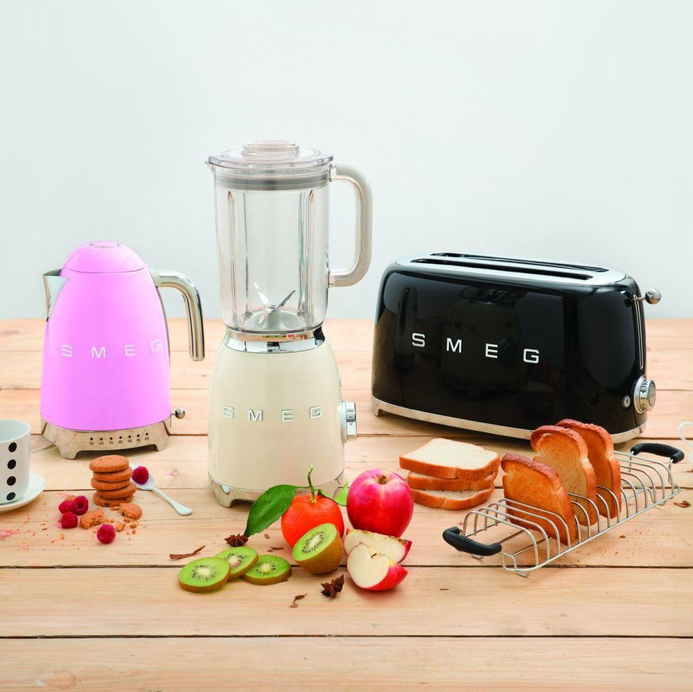 Тостер Smeg Стиль 50-х годов для 4 тостов черный Италия интерьер