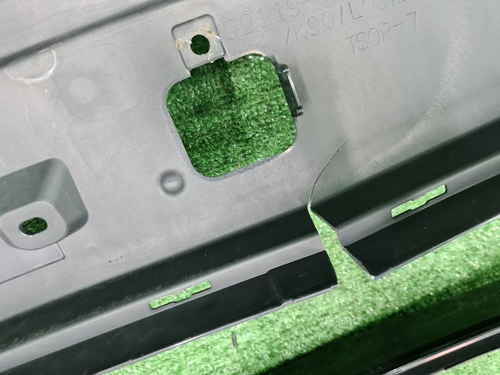 Бампер передний Toyota Corolla E160 (2015-2019)